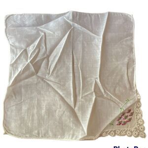 Vtg Lace Embroidered Handkerchief Floral Formal Dainty Vintage Feminine Bridal